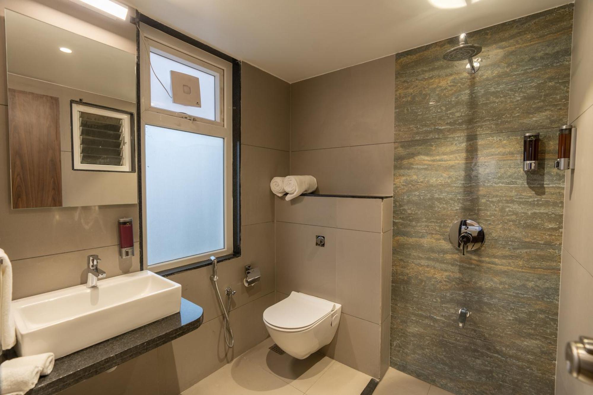 The Living Hub Business Hotel, קולהאפור מראה חיצוני תמונה