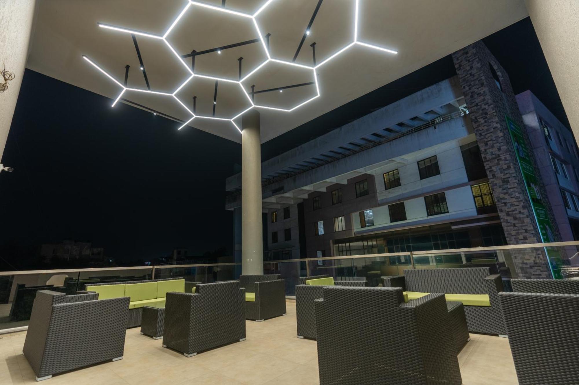 The Living Hub Business Hotel, קולהאפור מראה חיצוני תמונה